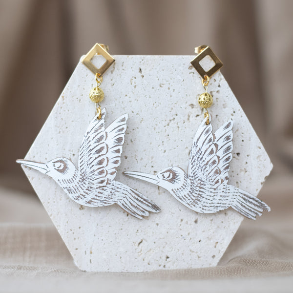 Jícara Statement Earrings  - White Colibri