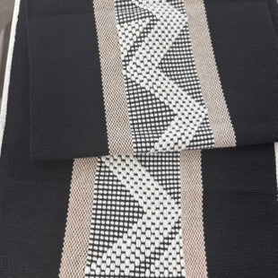 Handwoven Table Runner – Black and Tan