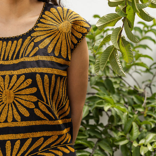 Palmita Blouse - Hand Embroidered in Oaxaca