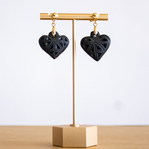 Corazon Earrings - Barro Negro from Oaxaca